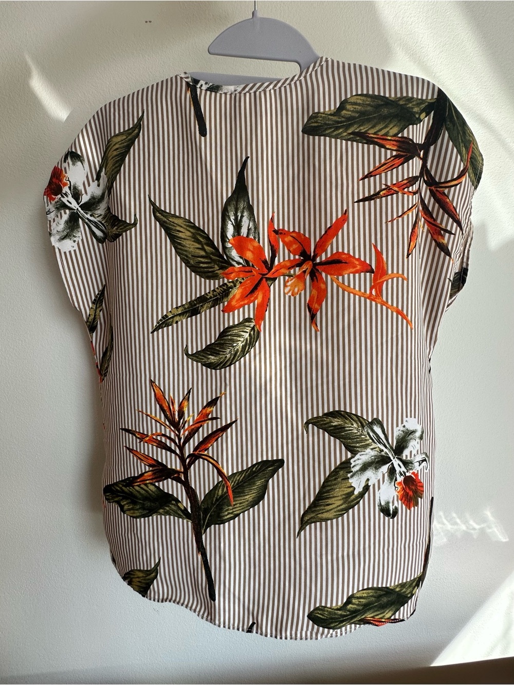 Sienna Sky Beige Stripe Tie-Front Blouse with Green & Orange Floral - size S - Picture 4 of 7